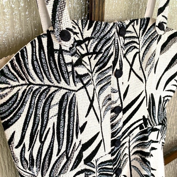 Hutch Aidy dress in size 6 NWT - Picture 6 of 11